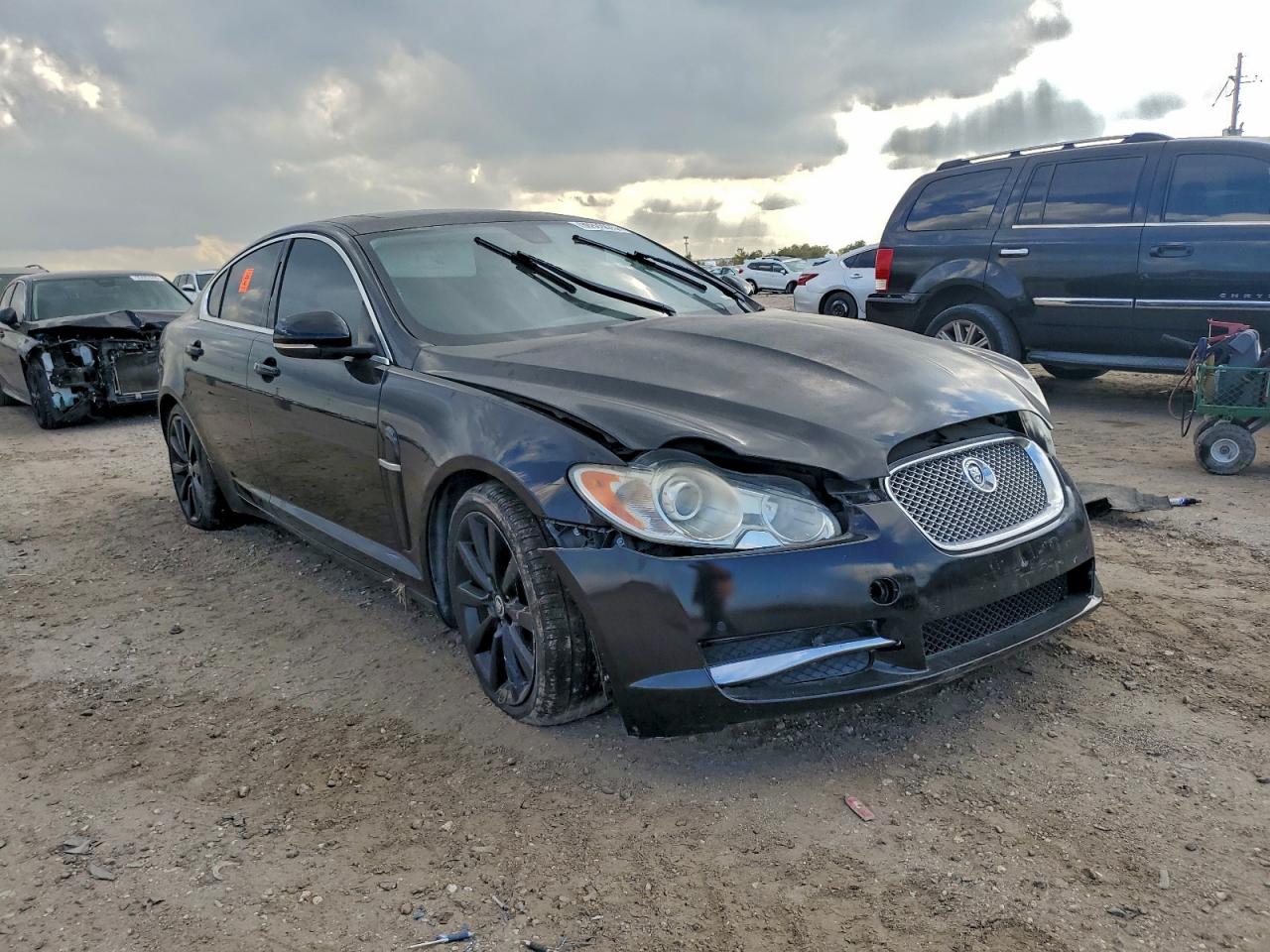 2011 JAGUAR XF PREMIUM photo 4