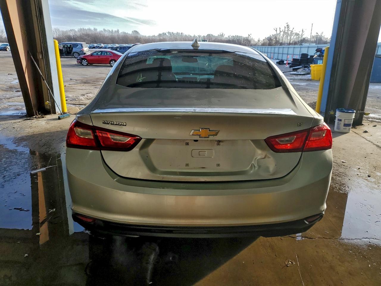 2018 CHEVROLET MALIBU LT photo 6
