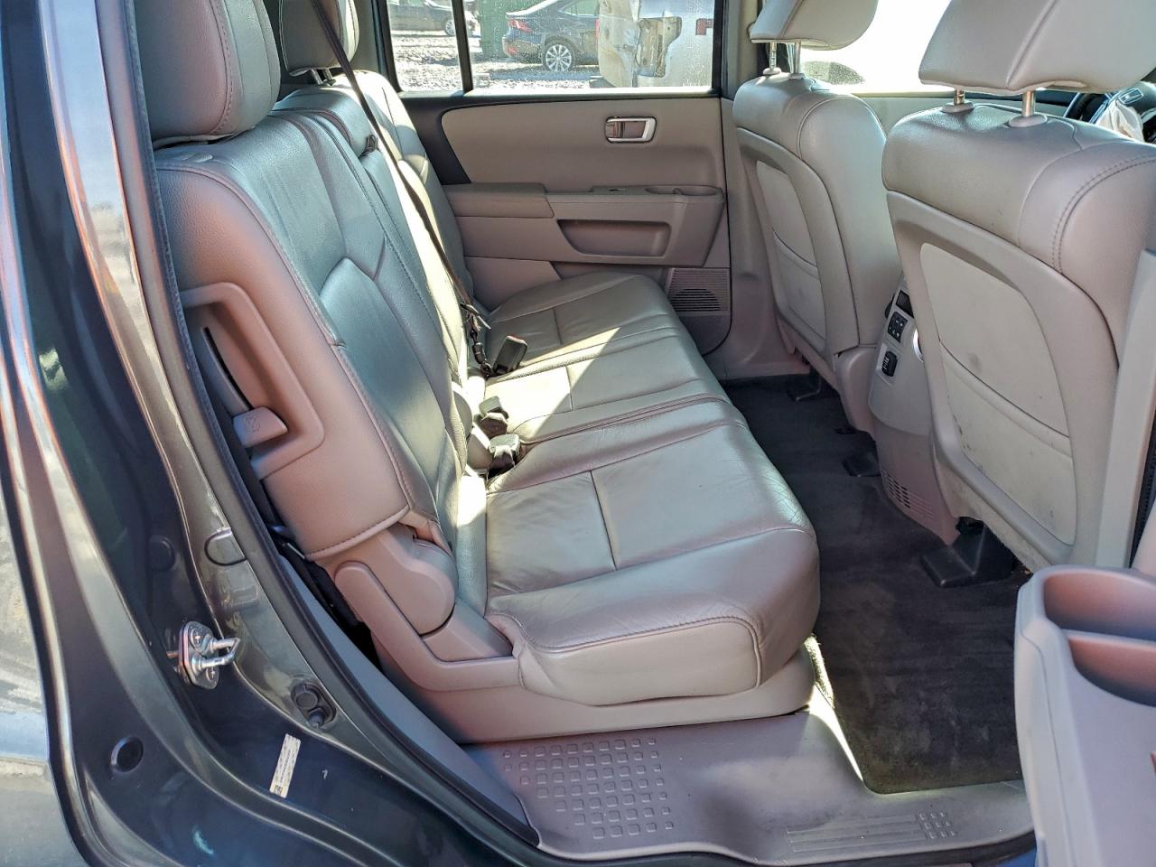 2013 HONDA PILOT EXL photo 11