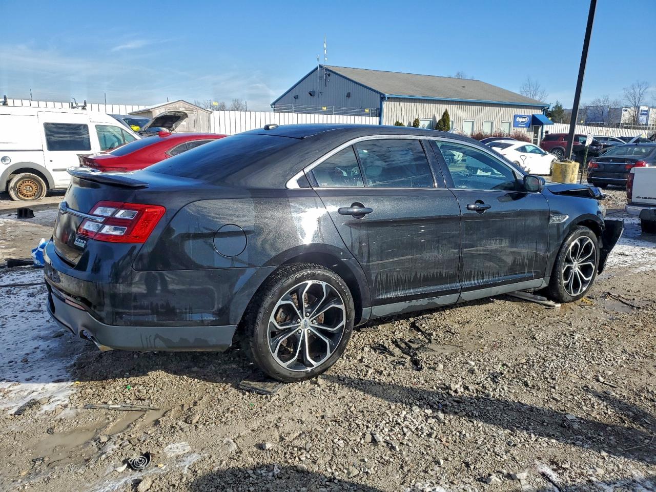 2015 FORD TAURUS SHO photo 3