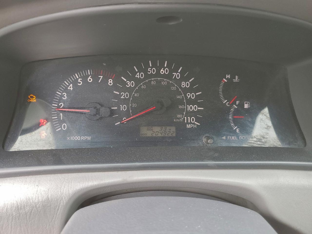 2005 TOYOTA COROLLA CE photo 9