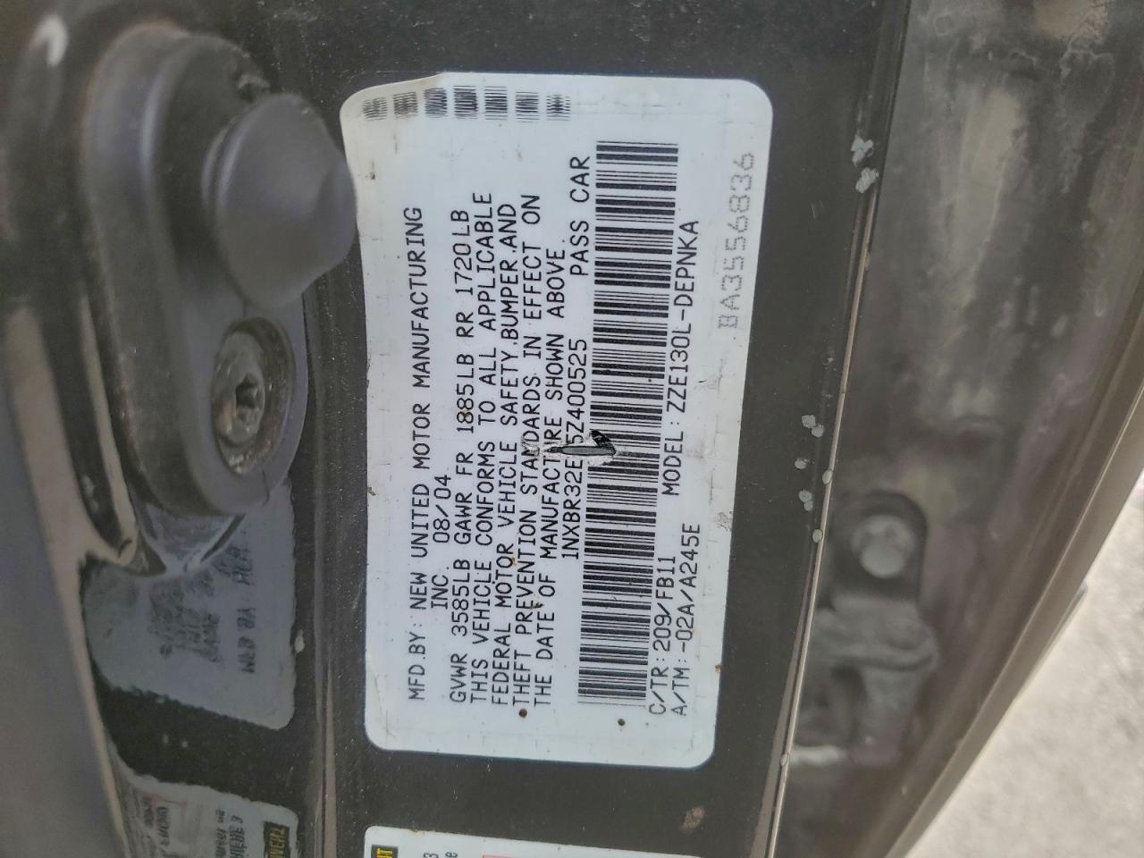 2005 TOYOTA COROLLA CE photo 12
