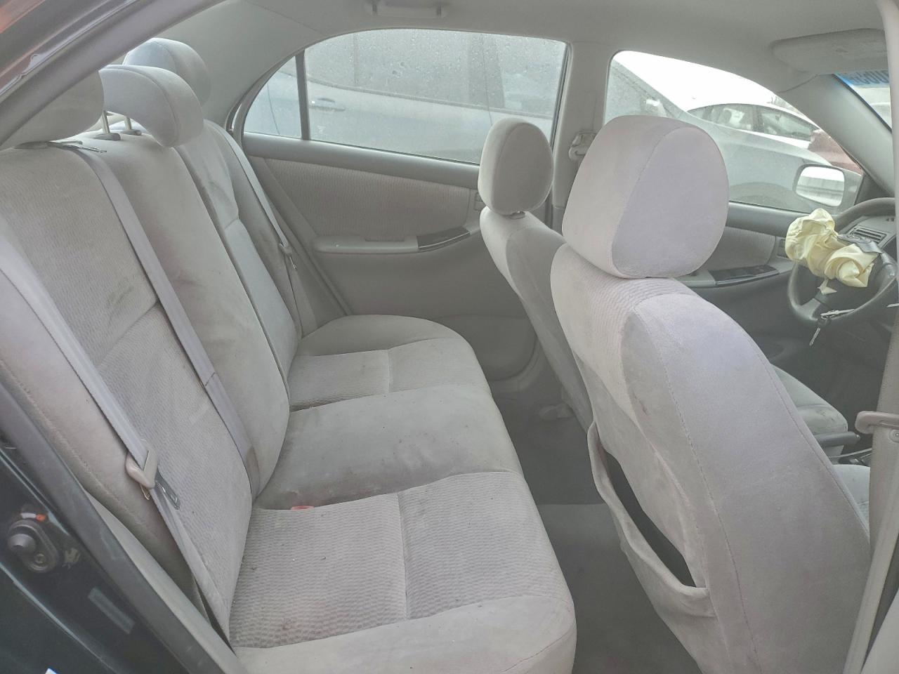 2005 TOYOTA COROLLA CE photo 10