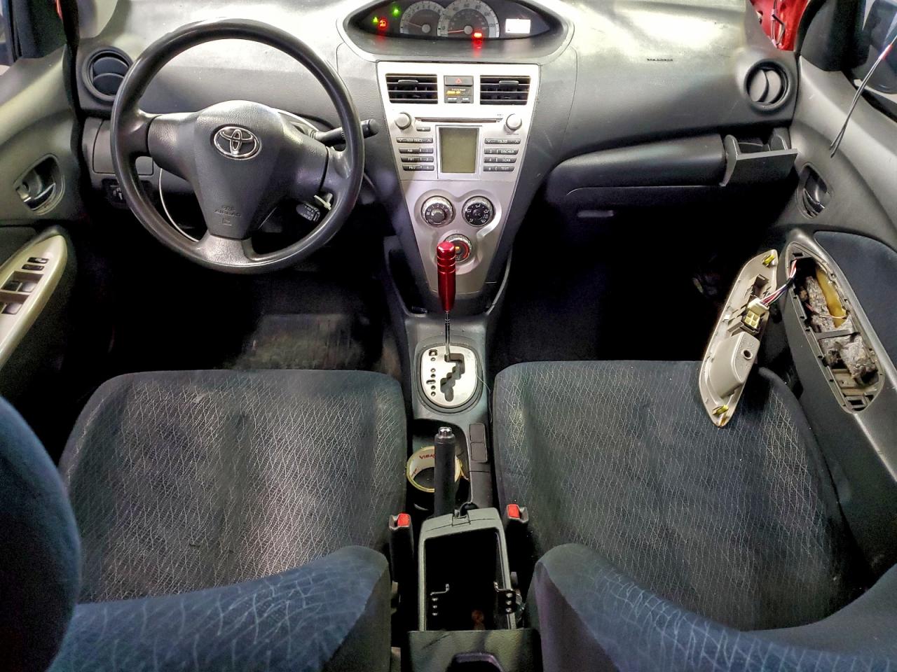 2008 TOYOTA YARIS photo 8