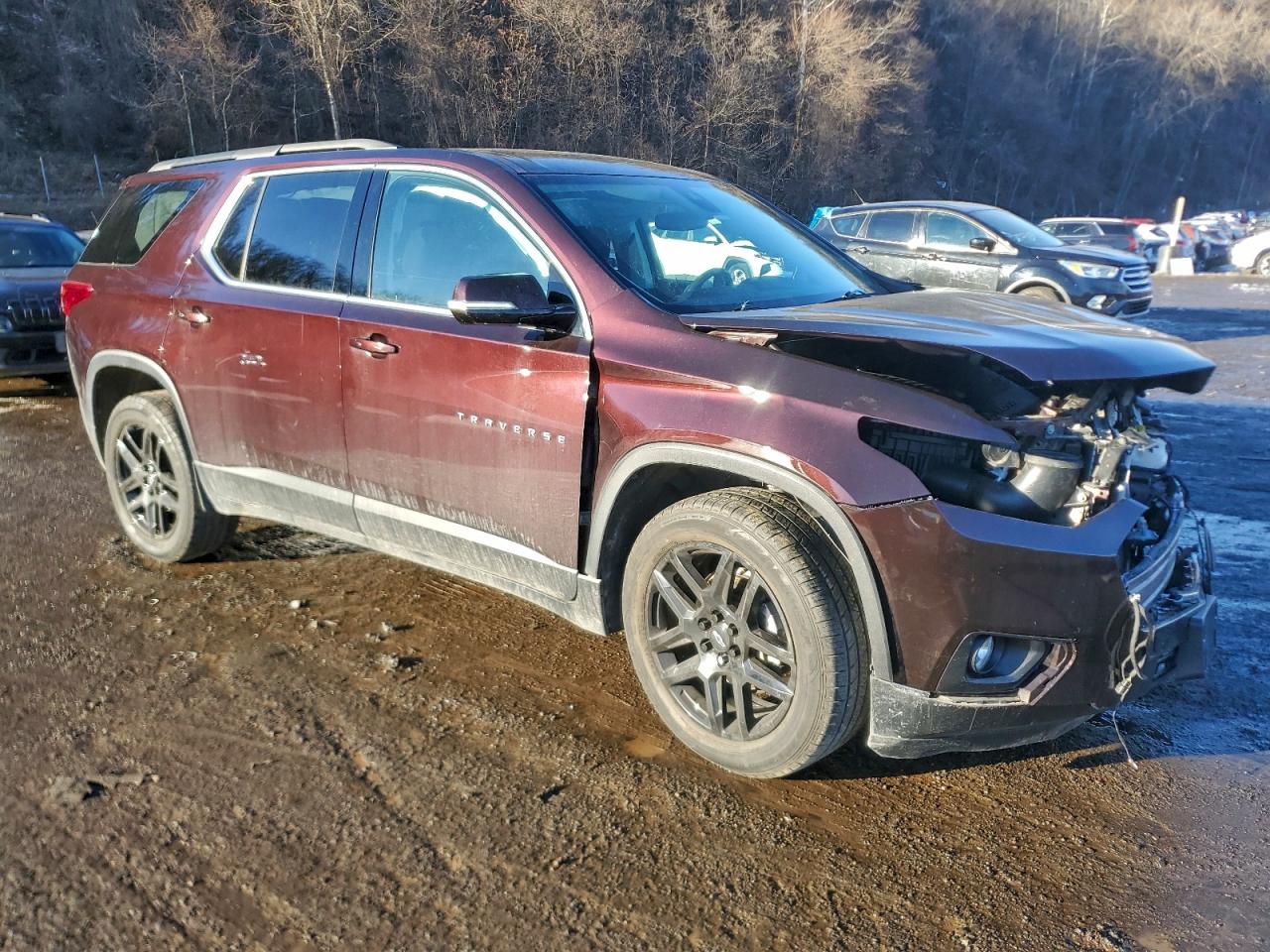 2020 CHEVROLET TRAVERSE LT photo 4