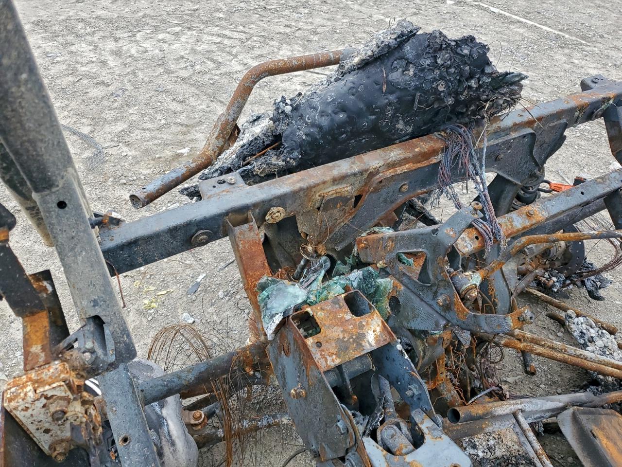 2020 CAN-AM DEFENDER UTILITY VEHICLE photo 9
