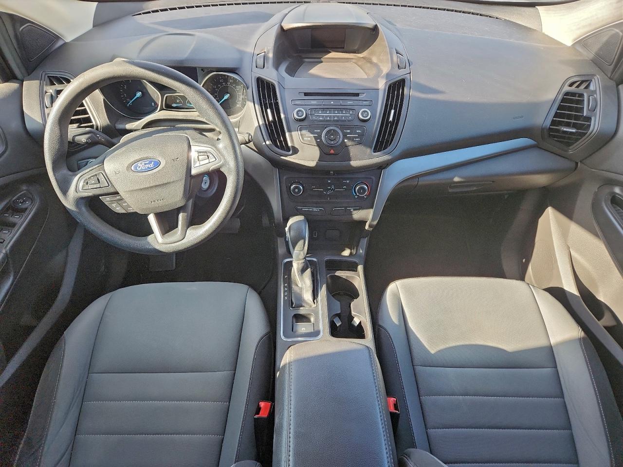 2017 FORD ESCAPE S photo 8