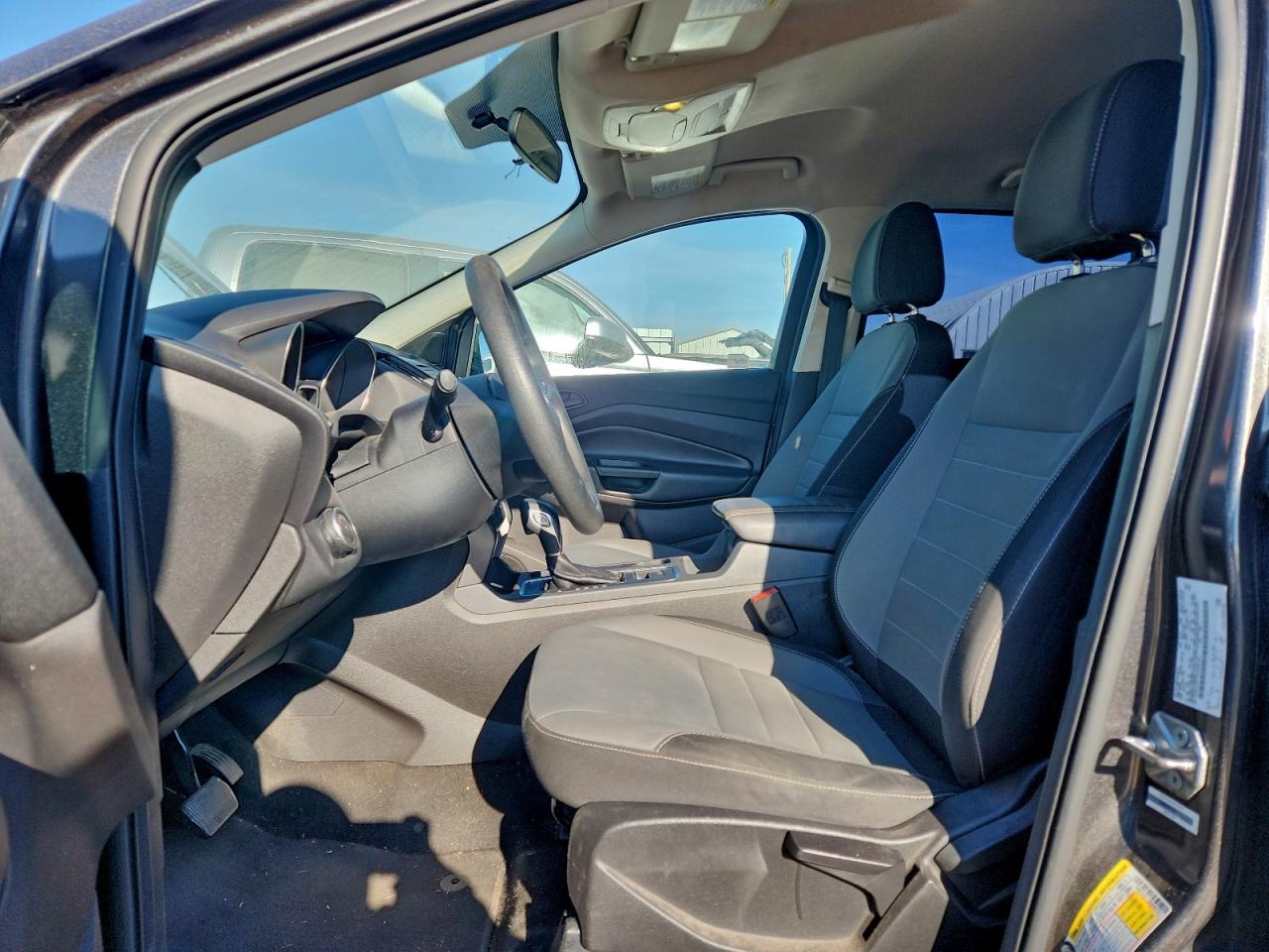 2017 FORD ESCAPE S photo 7