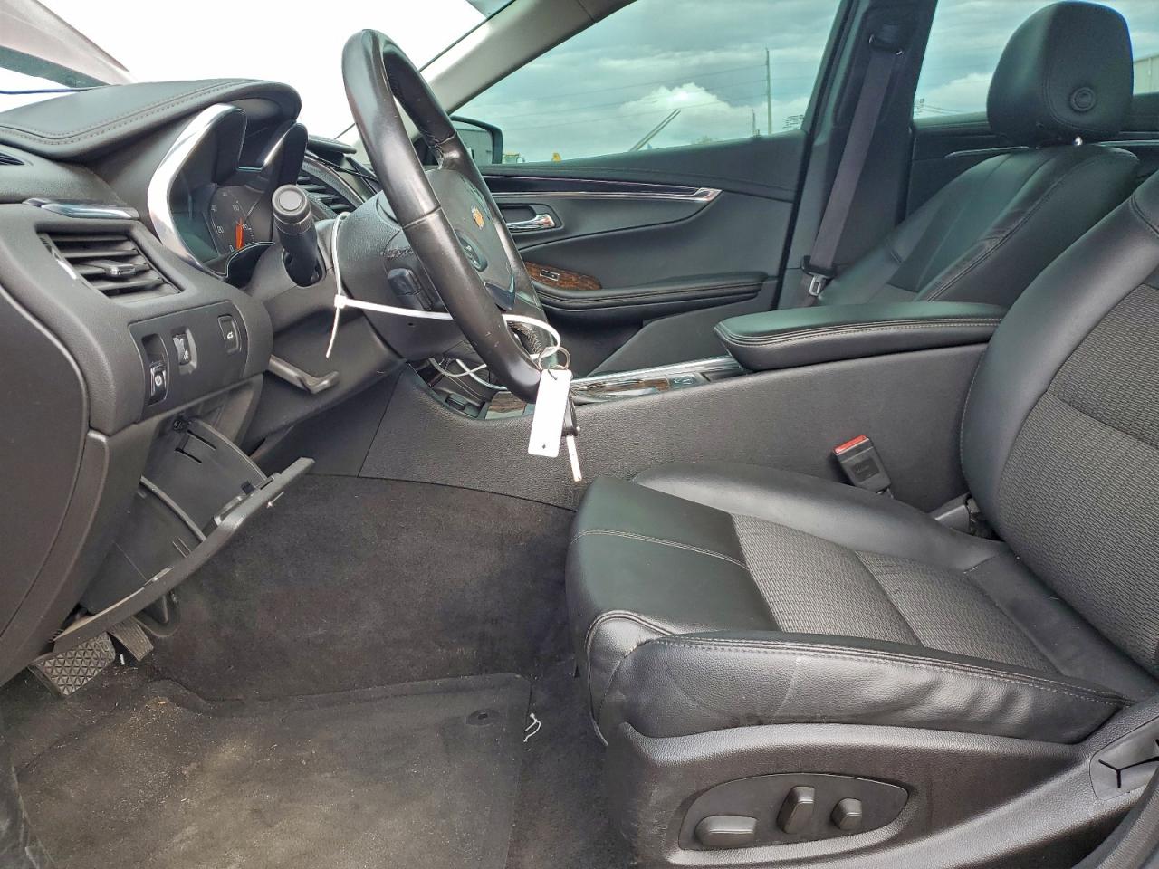 2015 CHEVROLET IMPALA LT photo 7