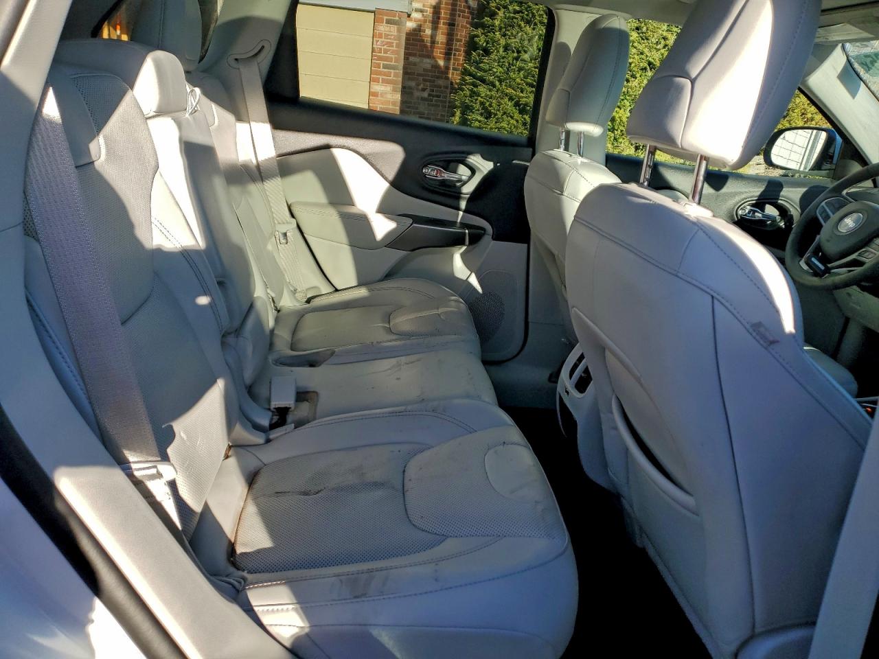 2021 JEEP CHEROKEE LIMITED photo 11