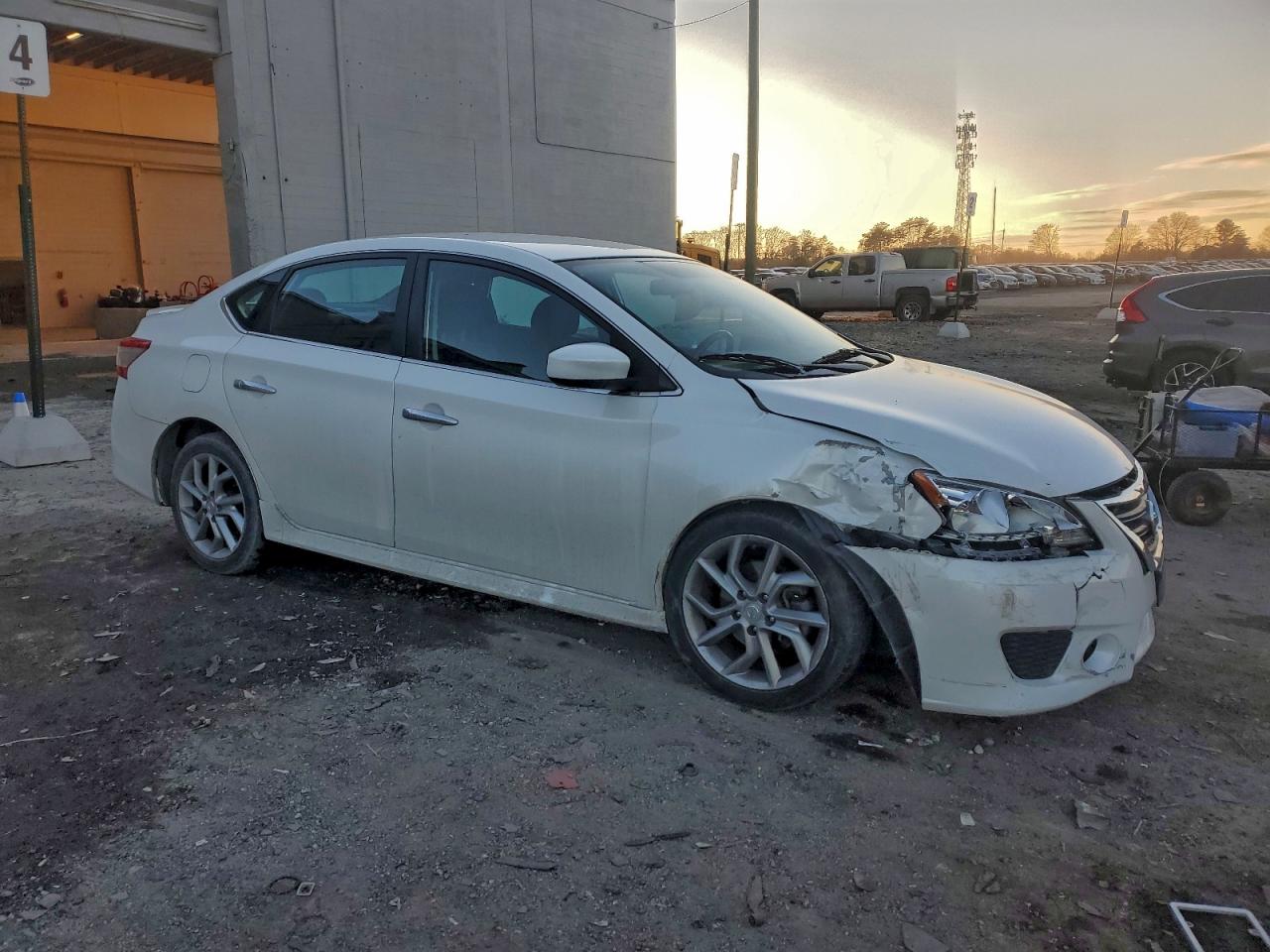 2013 NISSAN SENTRA S photo 4