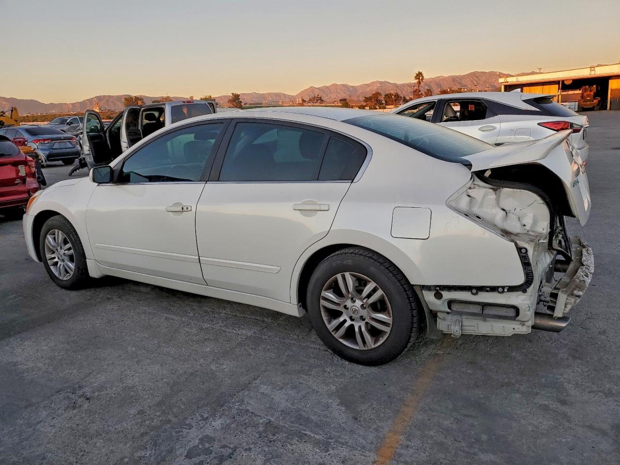 2012 NISSAN ALTIMA BASE photo 2