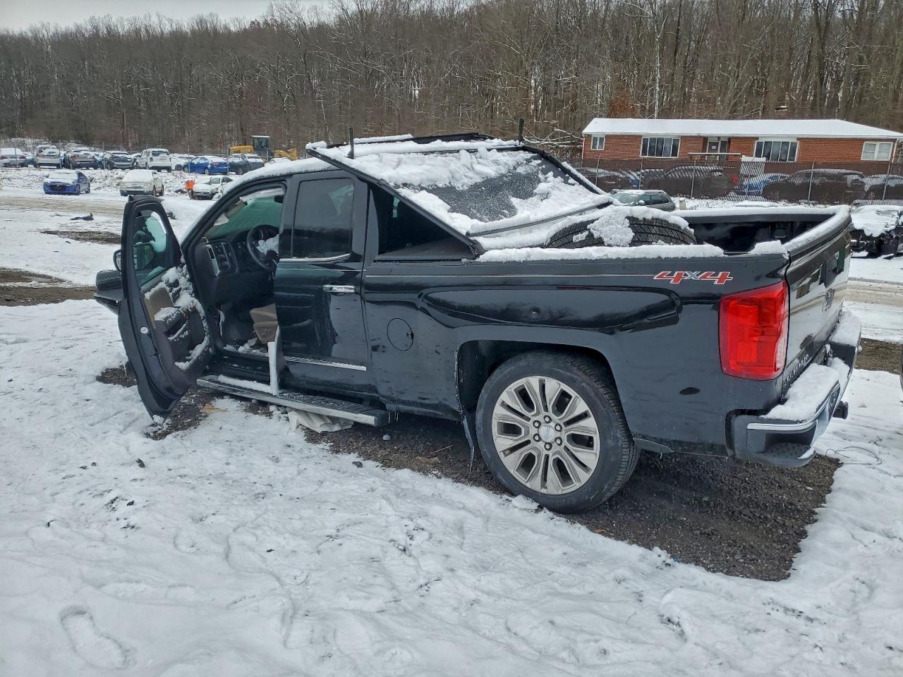 2017 CHEVROLET SILVERADO K1500 LTZ photo 2