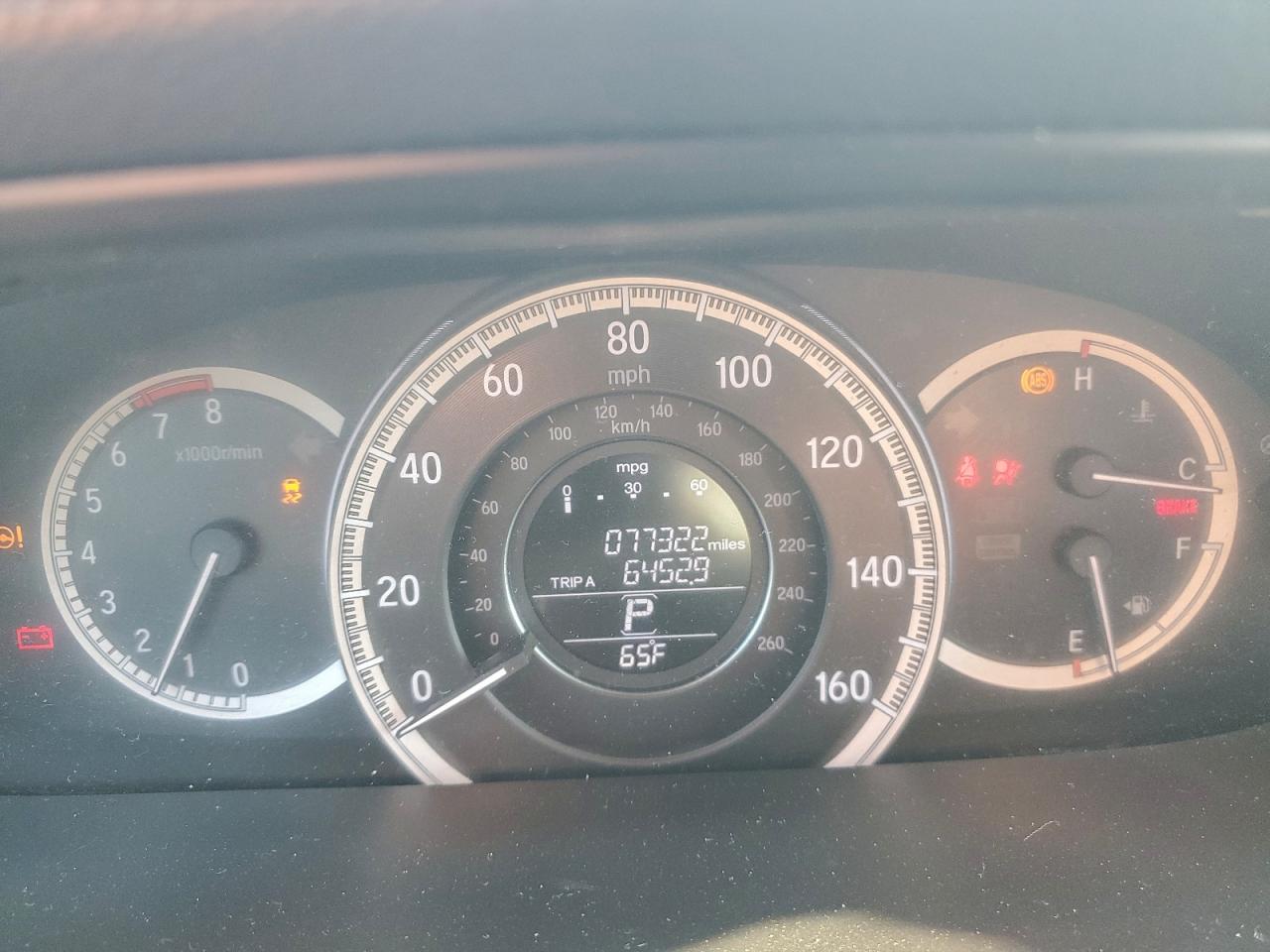 2017 HONDA ACCORD LX photo 9