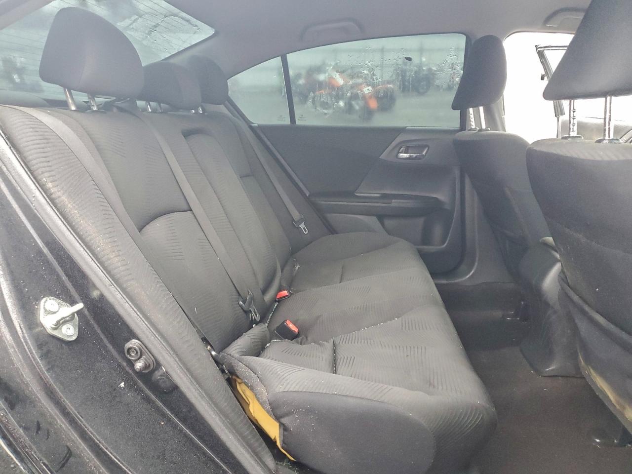 2017 HONDA ACCORD LX photo 10
