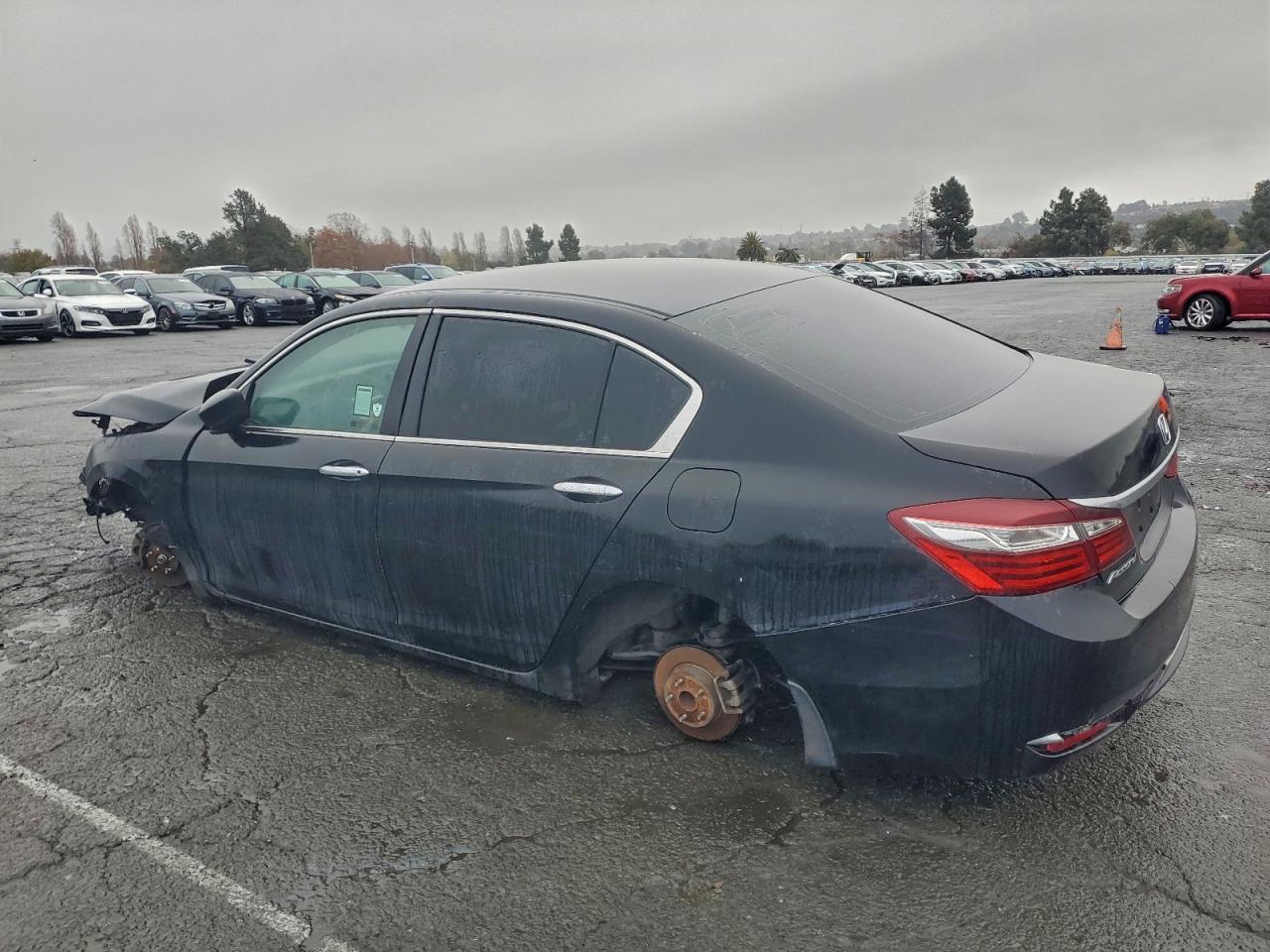 2017 HONDA ACCORD LX photo 2