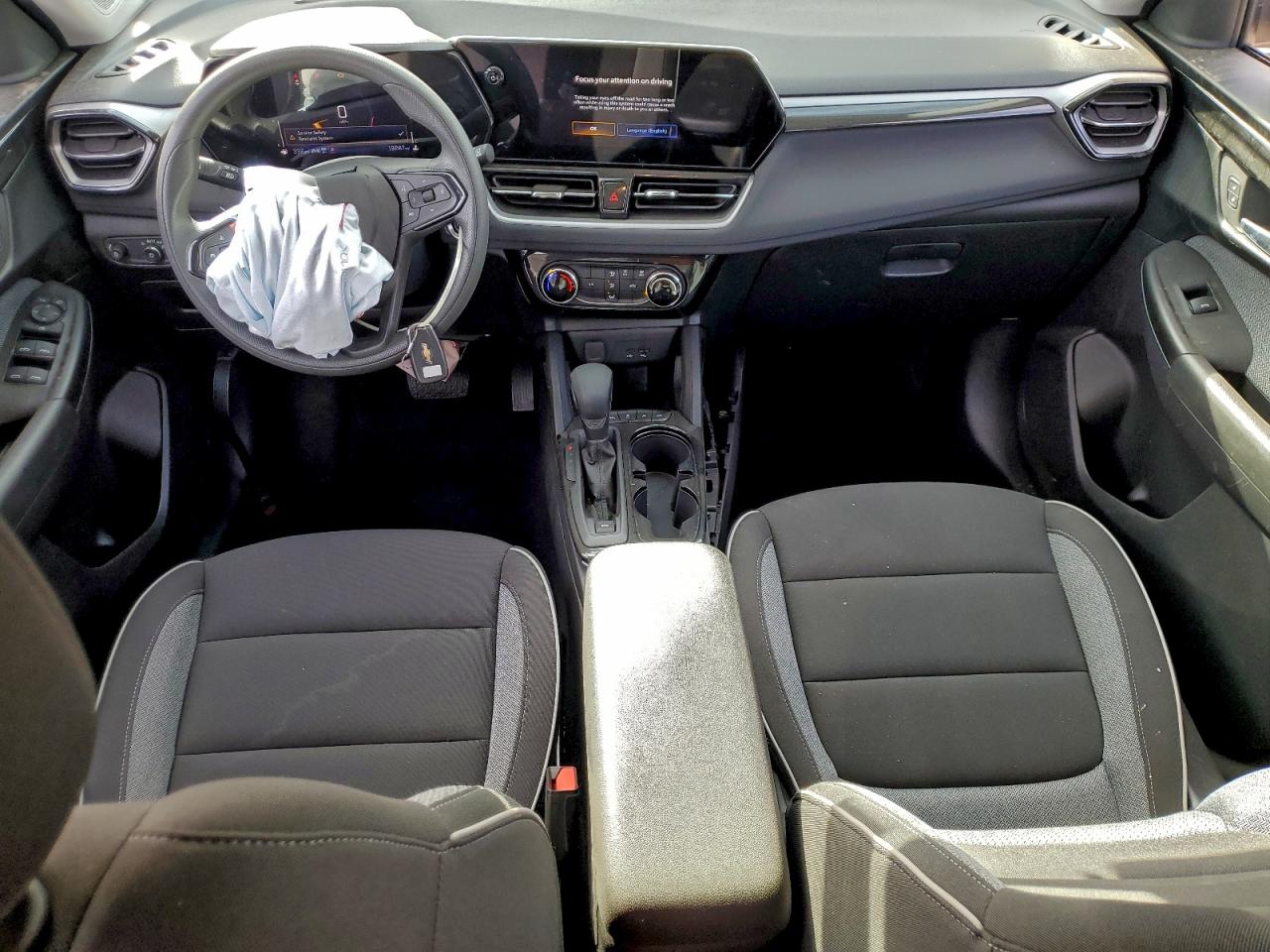 2025 CHEVROLET TRAILBLAZER LT photo 8