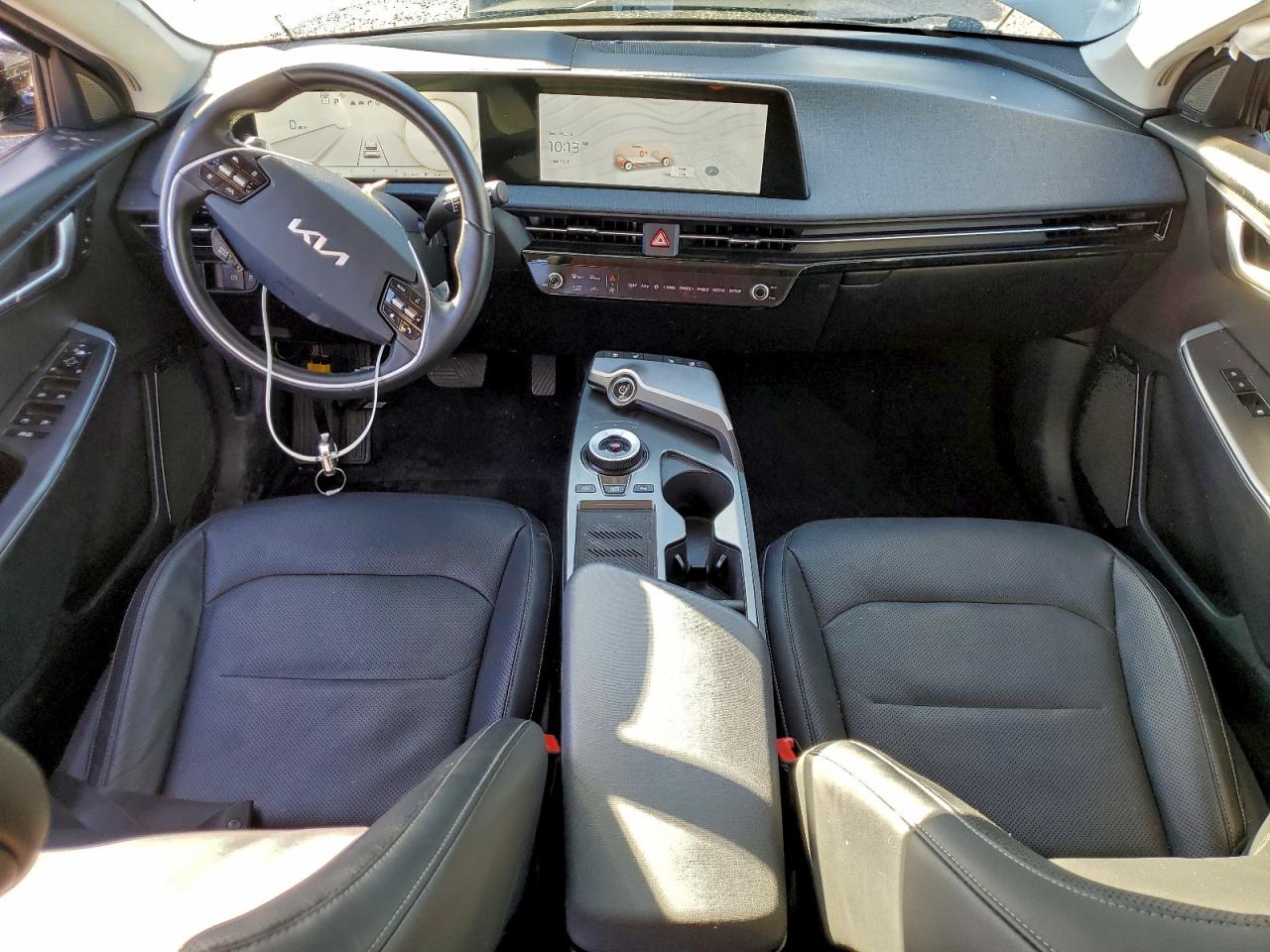 2024 KIA EV6 LIGHT photo 8