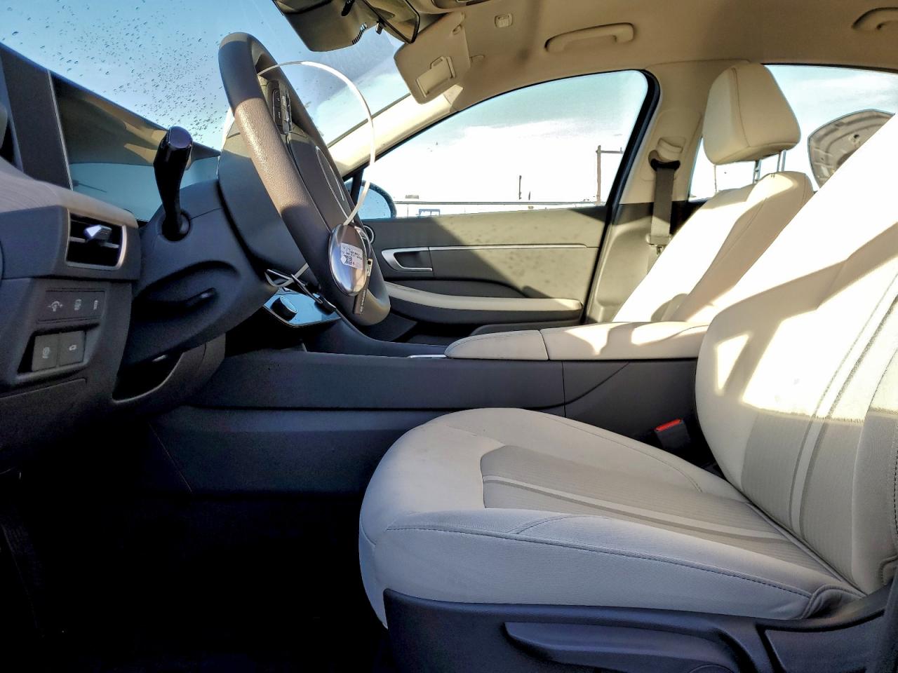 2026 HYUNDAI SONATA HYBRID photo 7