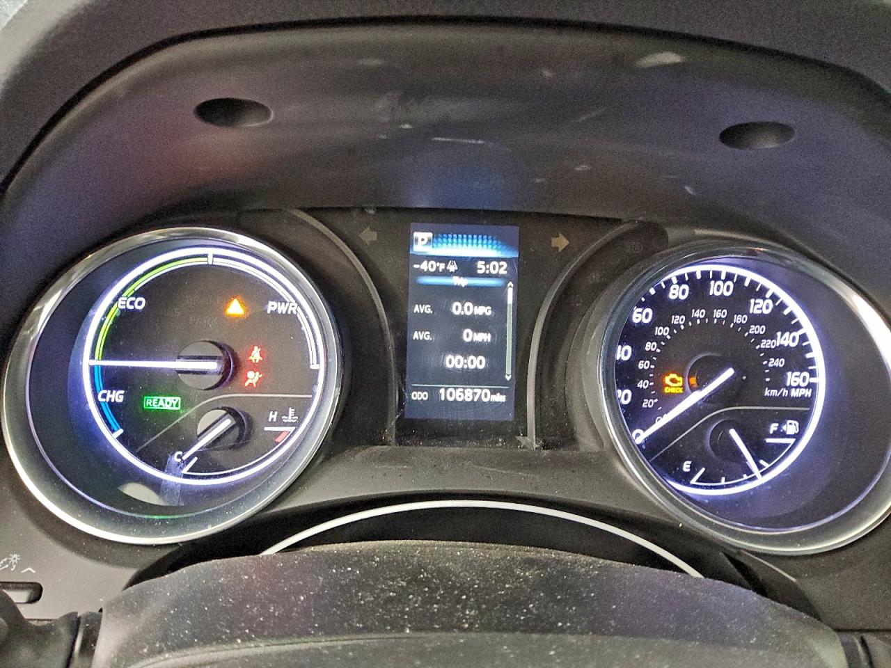 2020 TOYOTA CAMRY LE photo 9