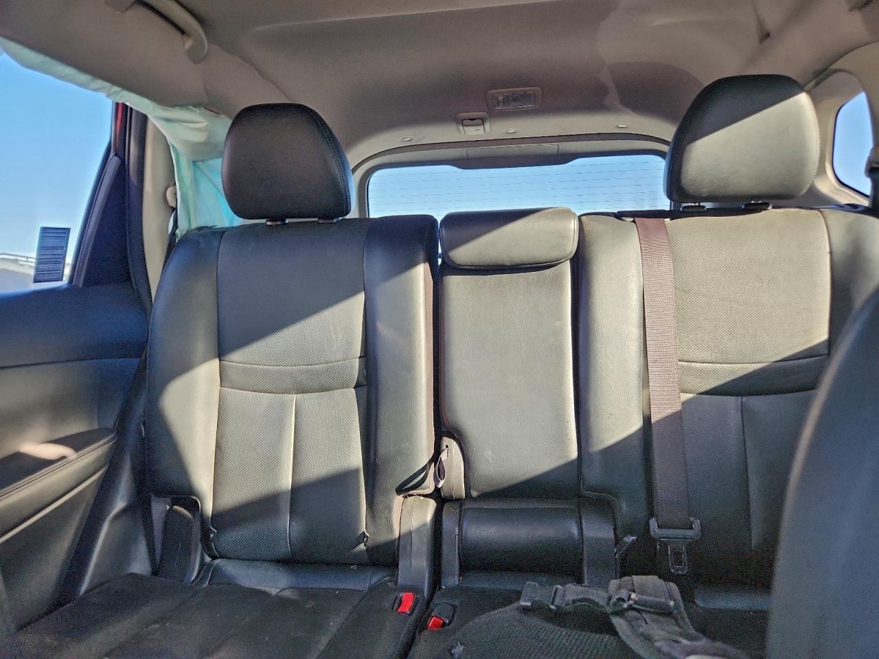 2018 NISSAN ROGUE S photo 10