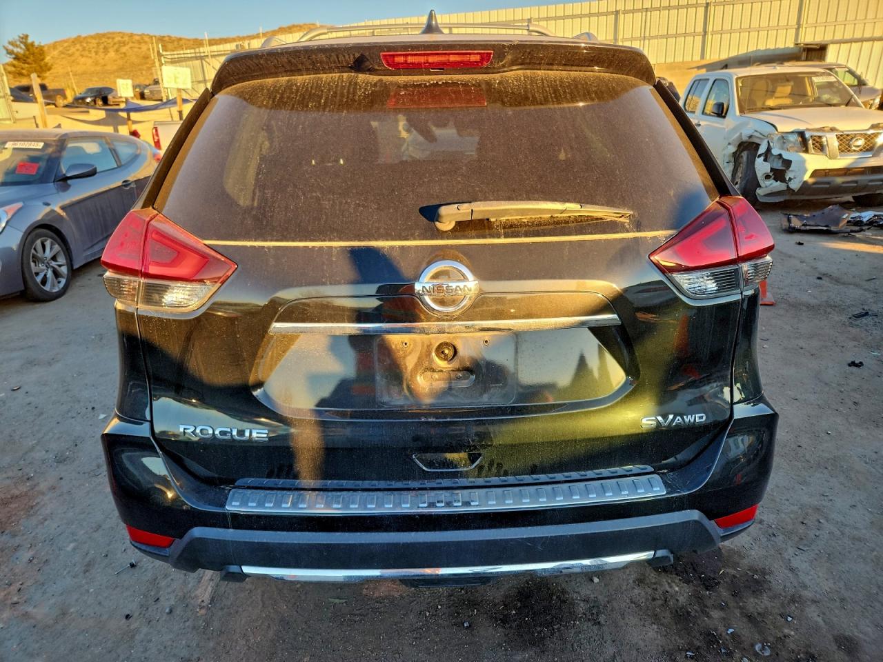 2018 NISSAN ROGUE S photo 6