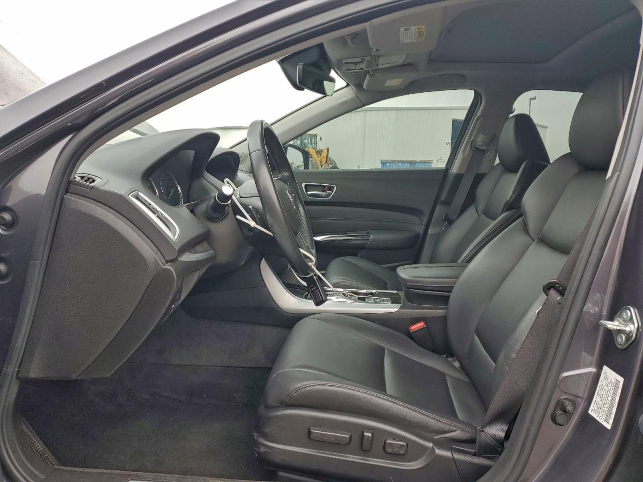 2018 ACURA TLX photo 7