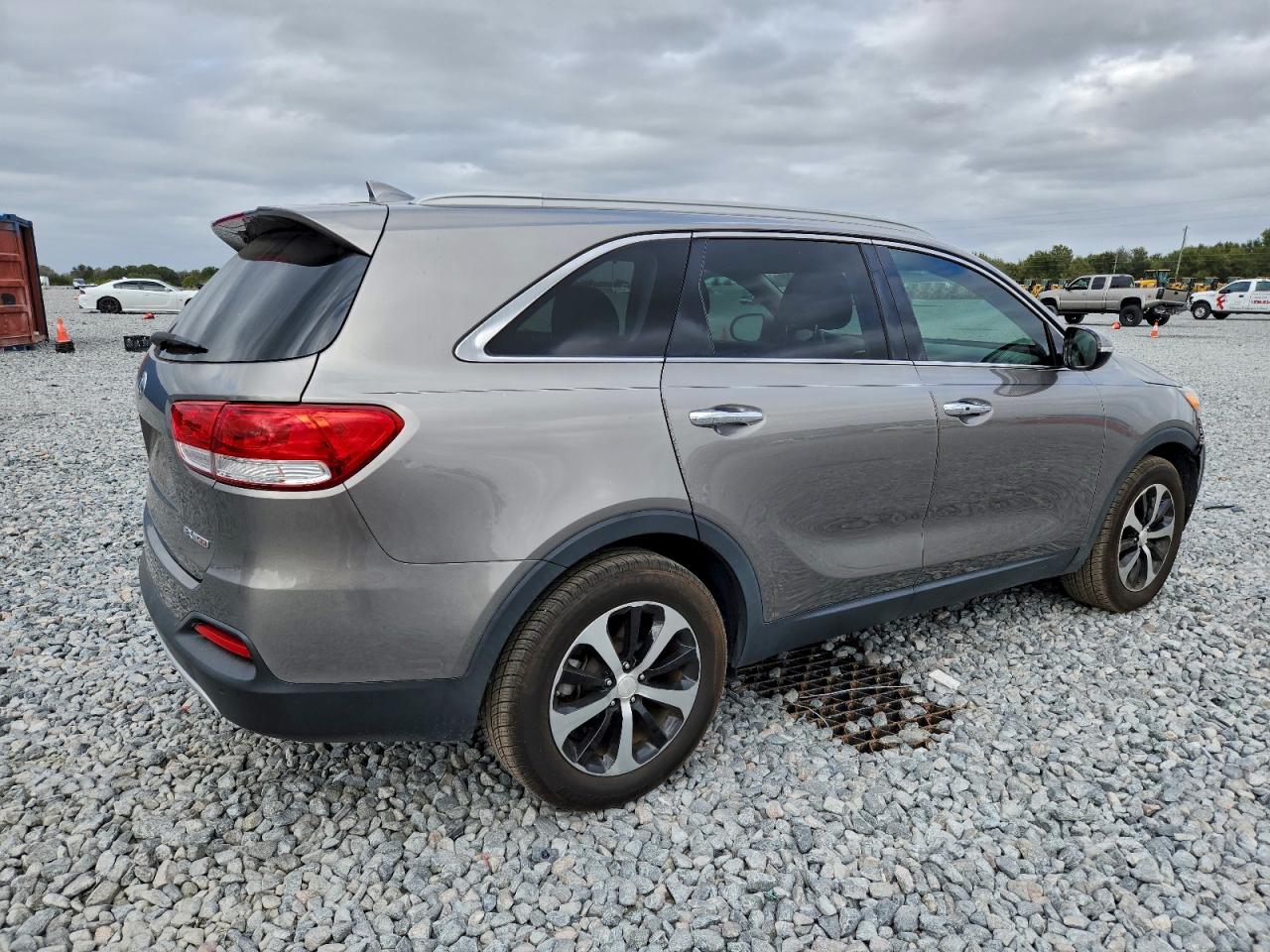 2016 KIA SORENTO EX photo 3