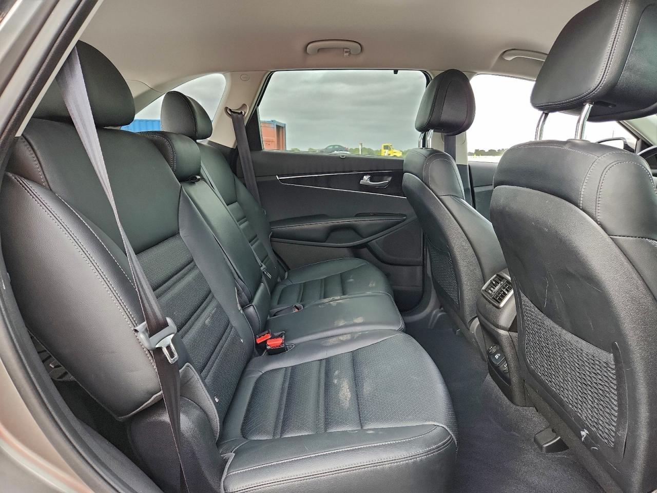 2016 KIA SORENTO EX photo 11