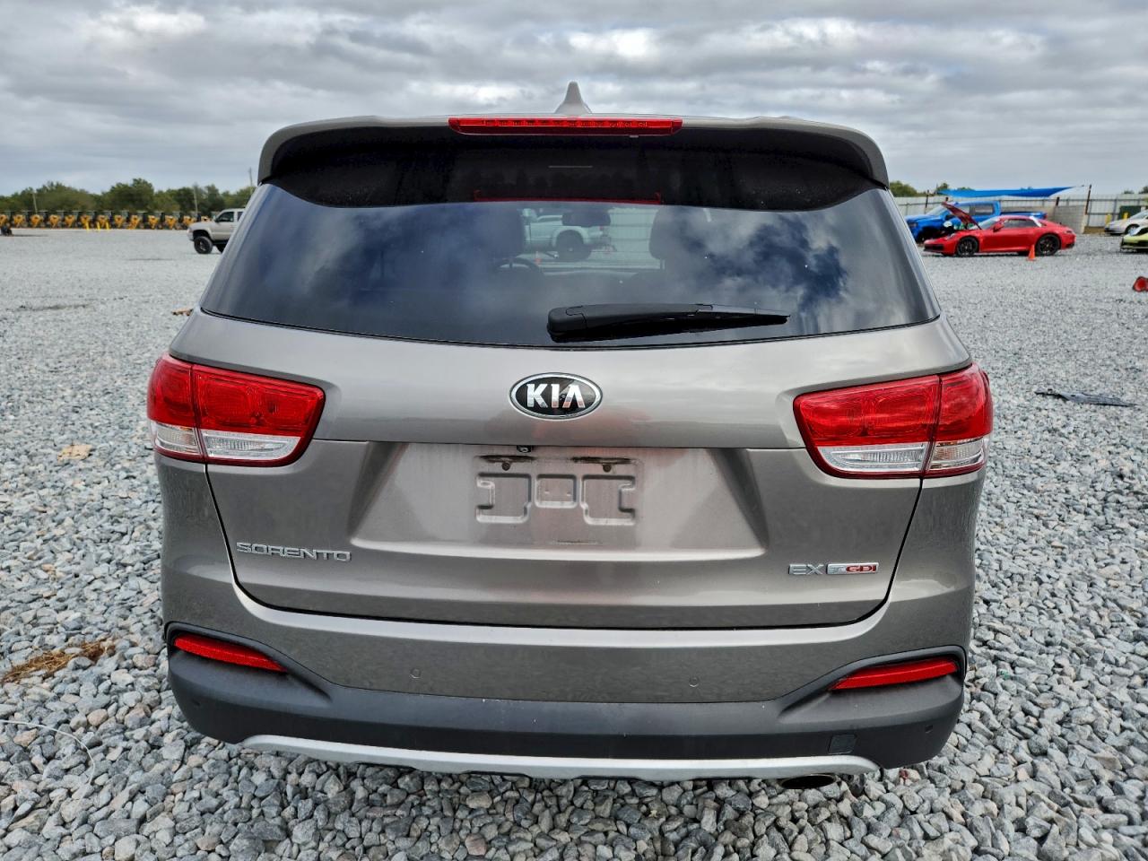 2016 KIA SORENTO EX photo 6