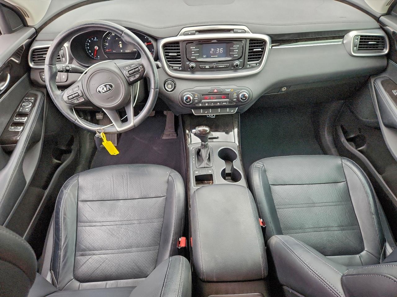 2016 KIA SORENTO EX photo 8