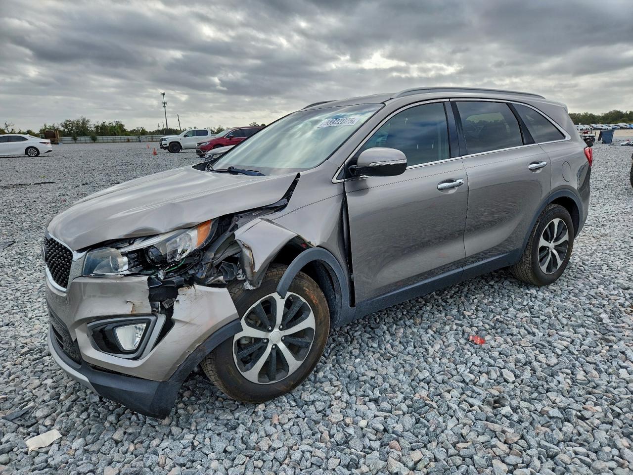 2016 KIA SORENTO