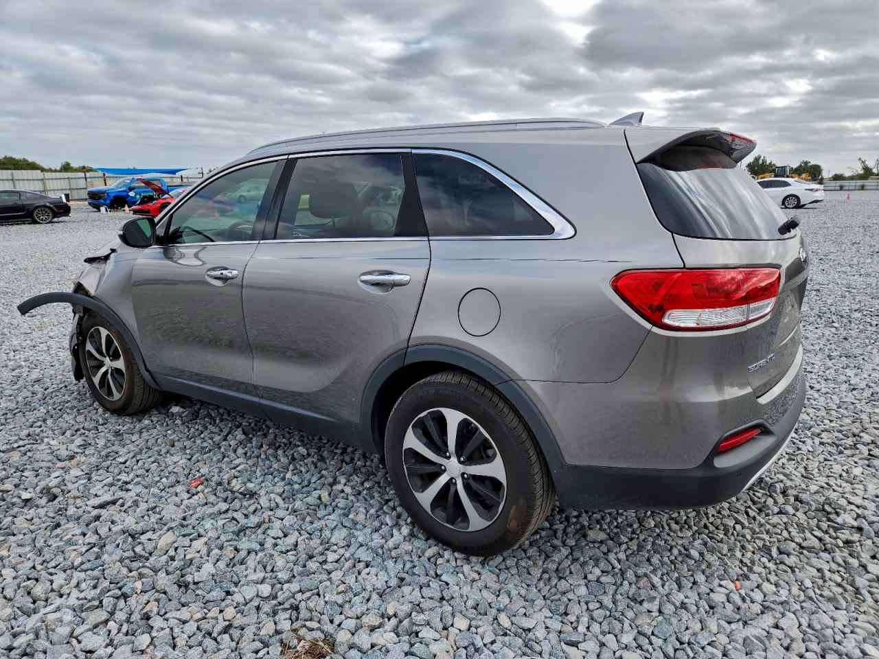 2016 KIA SORENTO EX photo 2