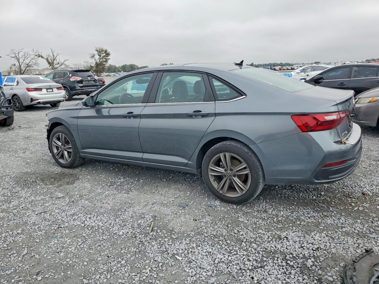 2023 VOLKSWAGEN JETTA SE photo 2