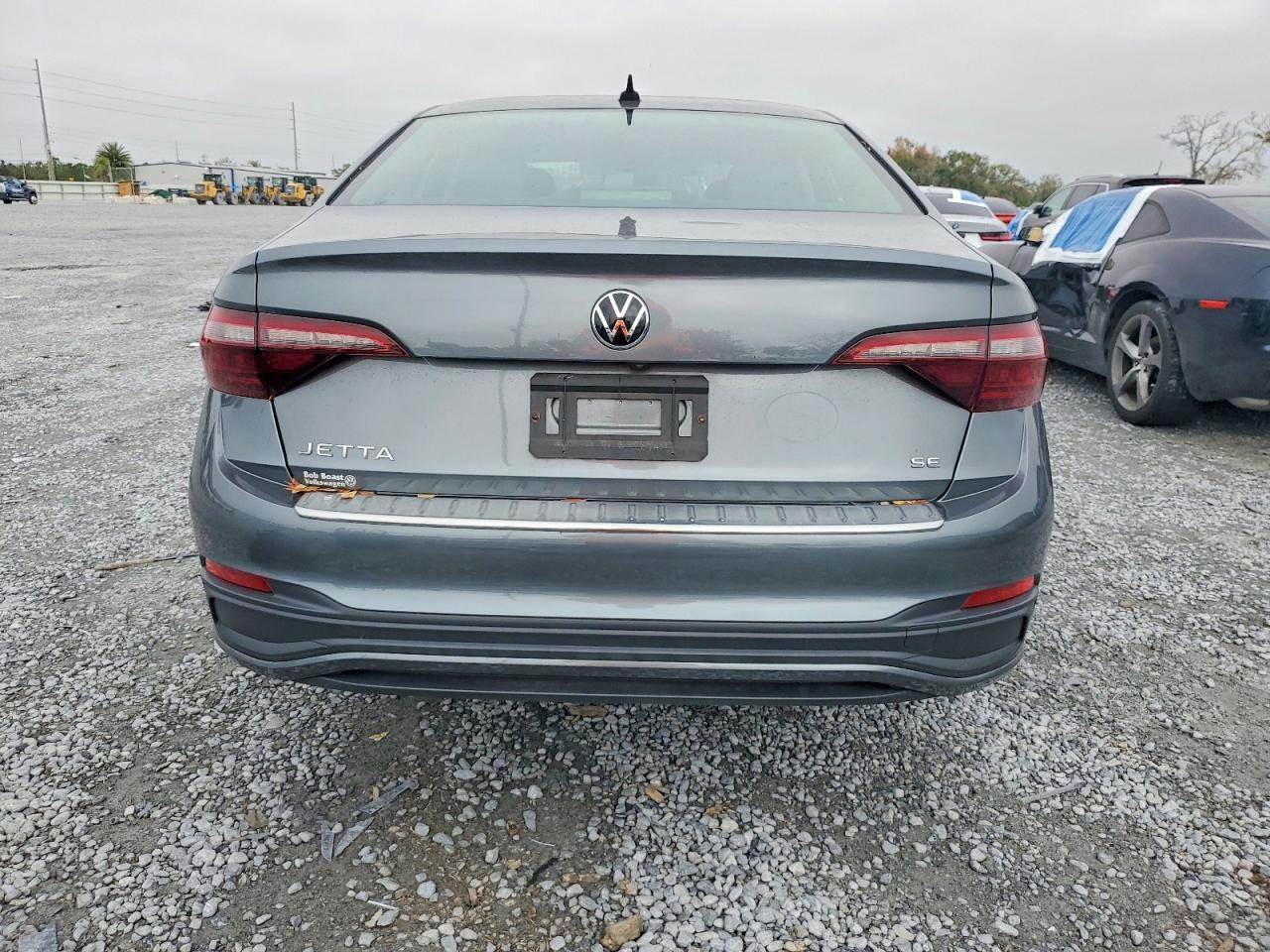 2023 VOLKSWAGEN JETTA SE photo 6