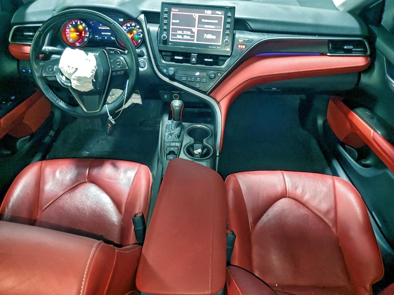 2021 TOYOTA CAMRY XSE photo 8