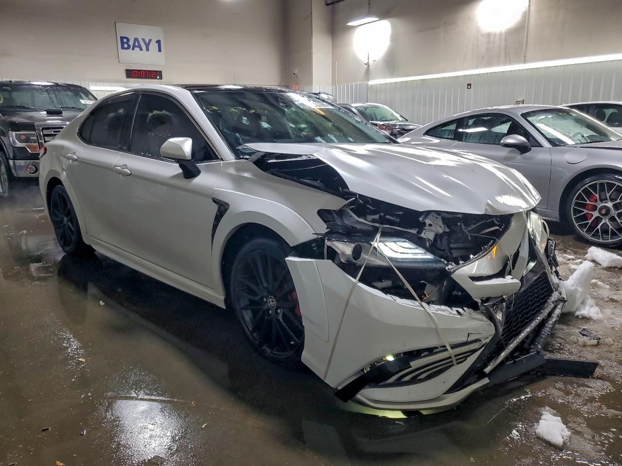 2021 TOYOTA CAMRY XSE photo 4