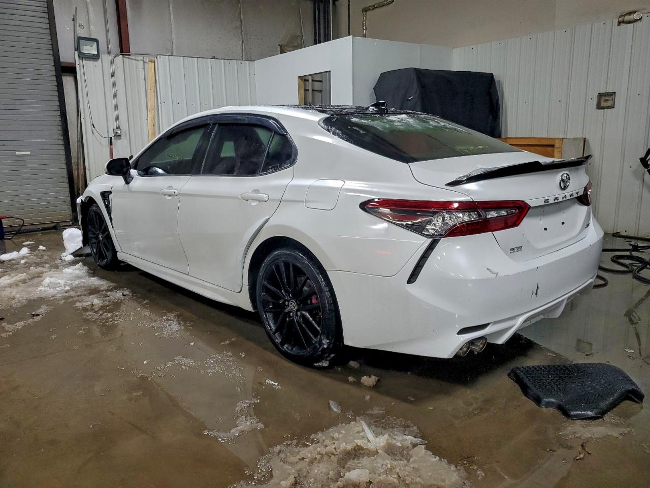 2021 TOYOTA CAMRY XSE photo 2