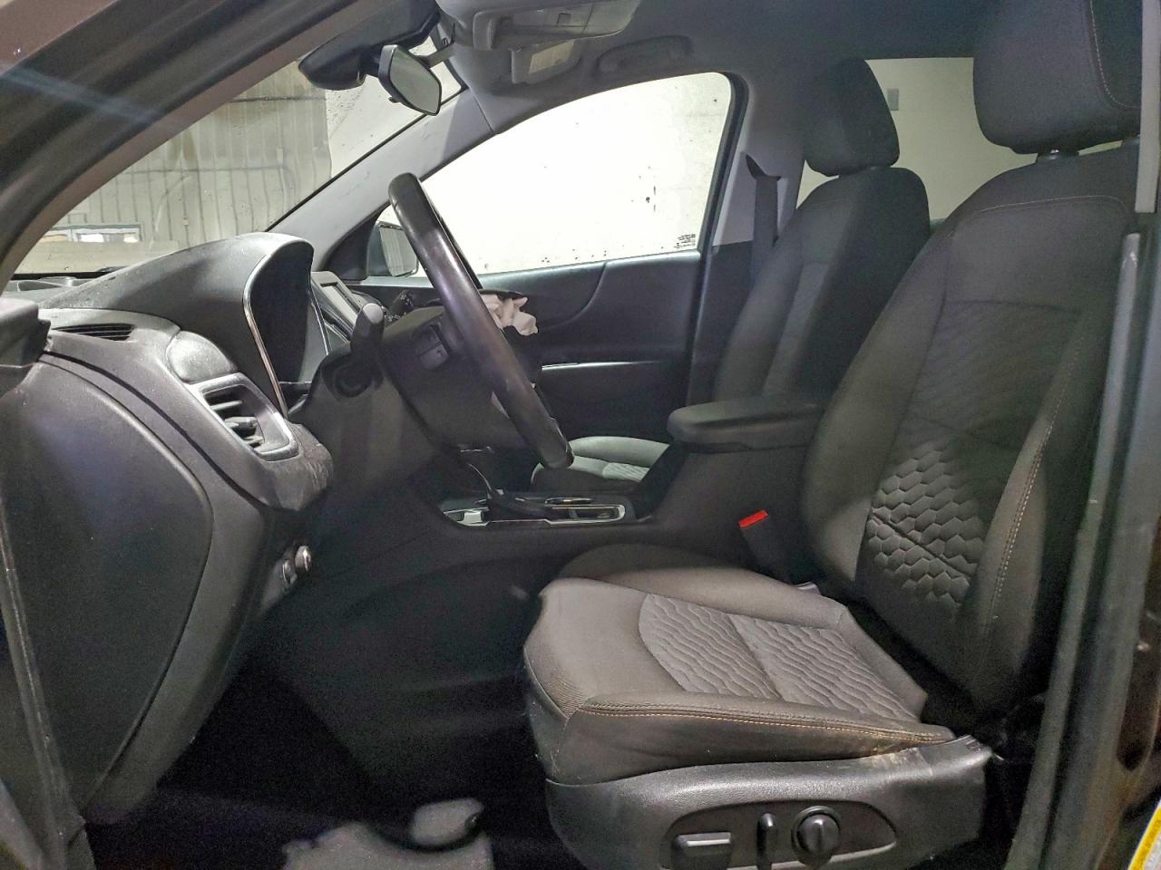 2020 CHEVROLET EQUINOX LT photo 7