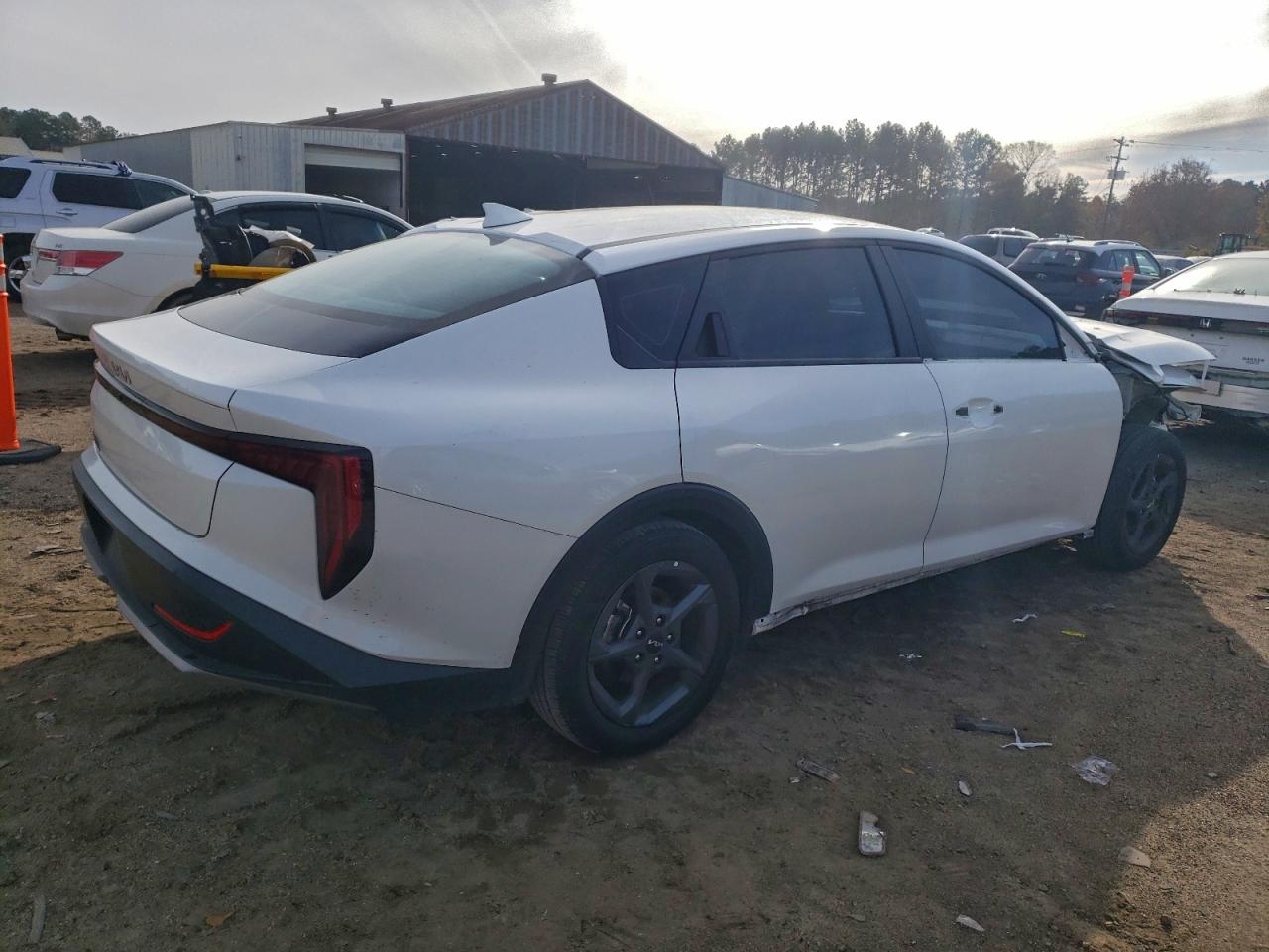2025 KIA K4 LX photo 3