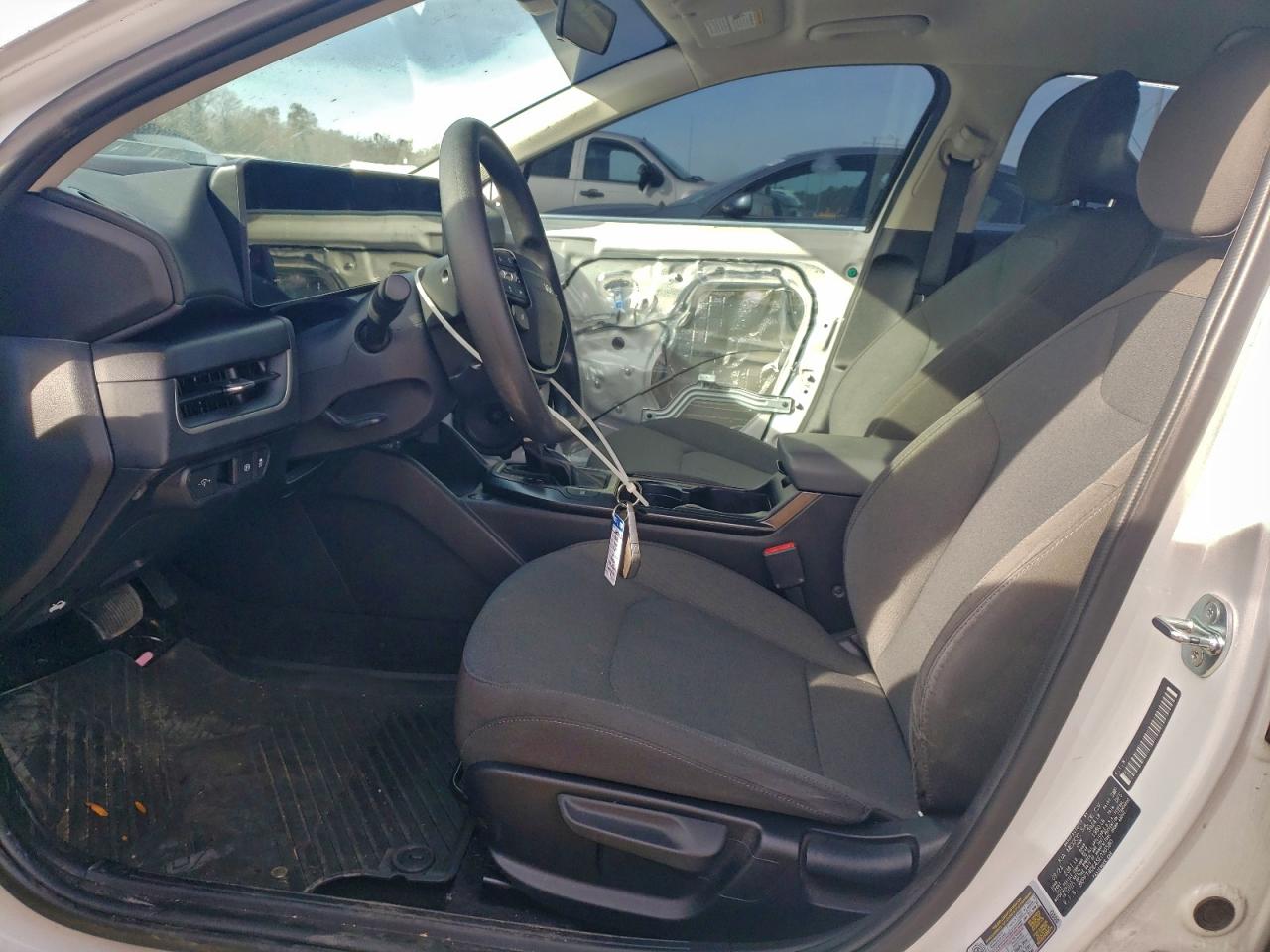 2025 KIA K4 LX photo 7