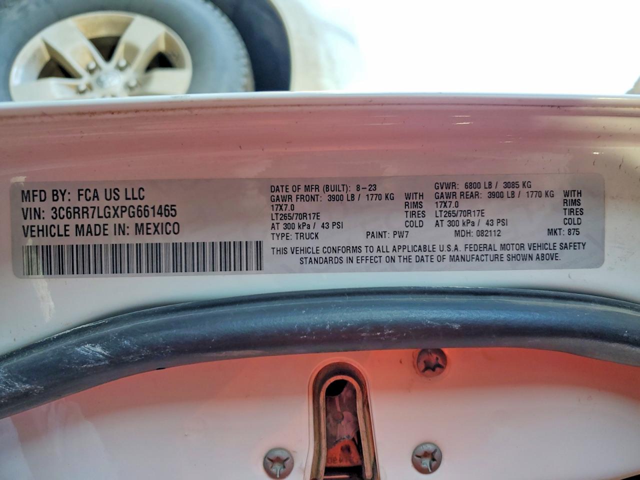 2023 RAM 1500 CLASSIC SLT photo 12