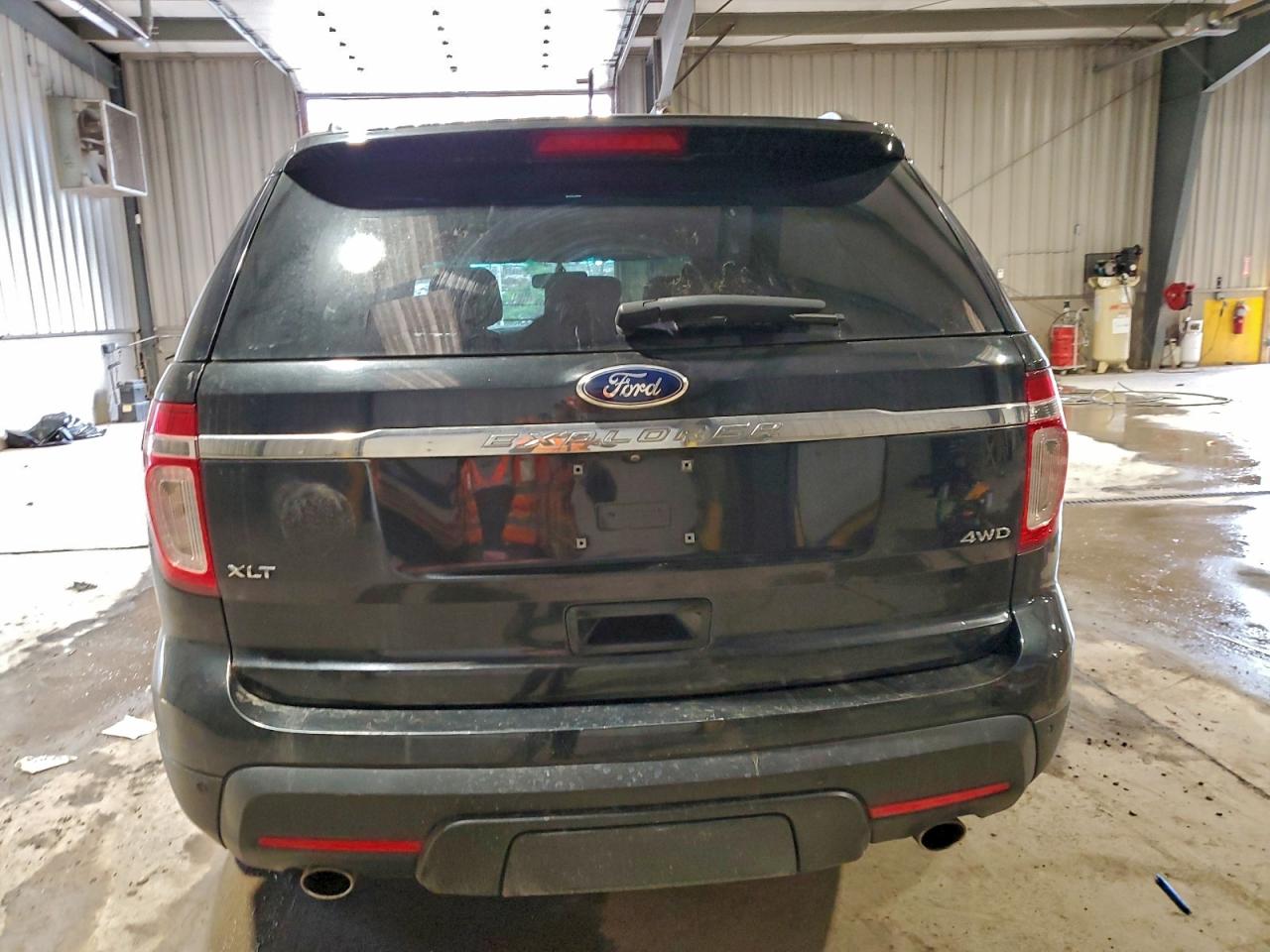 2014 FORD EXPLORER XLT photo 6