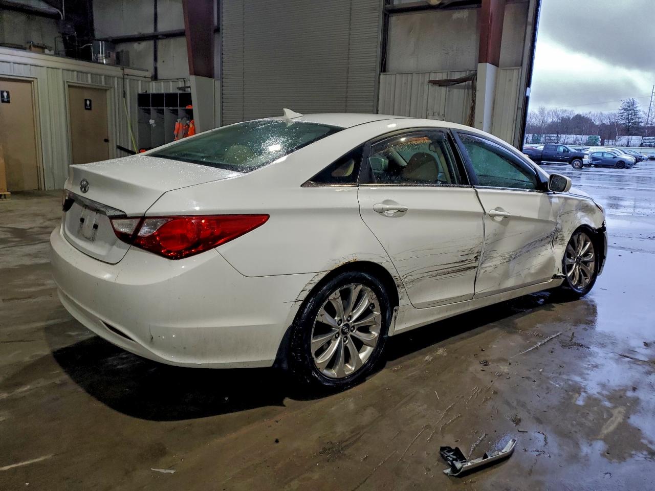 2013 HYUNDAI SONATA GLS photo 3