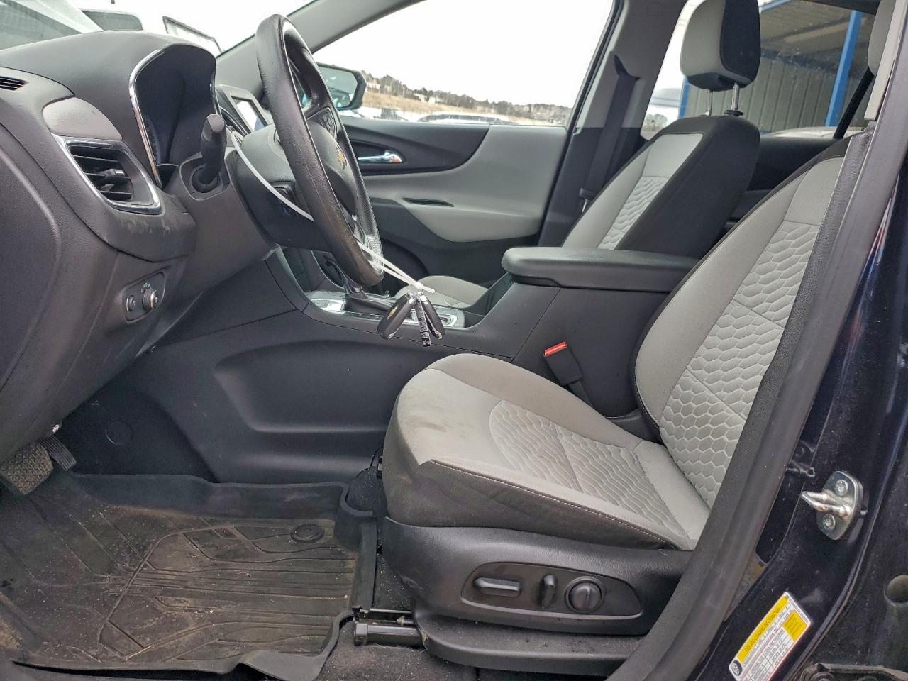 2020 CHEVROLET EQUINOX LS photo 7