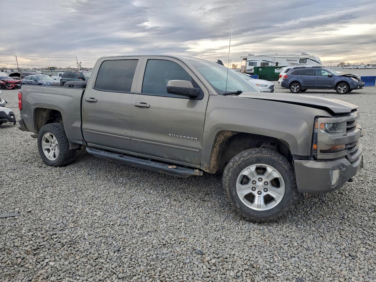 2017 CHEVROLET SILVERADO K1500 LT photo 10