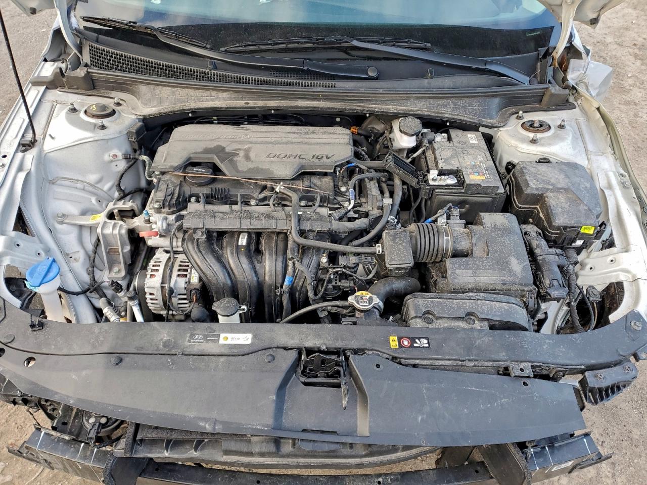 2024 HYUNDAI ELANTRA SEL photo 11