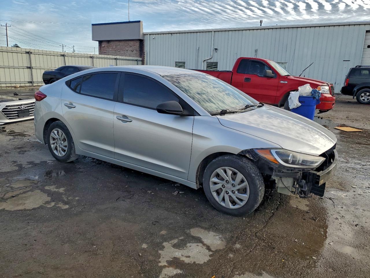 2018 HYUNDAI ELANTRA SEL photo 4