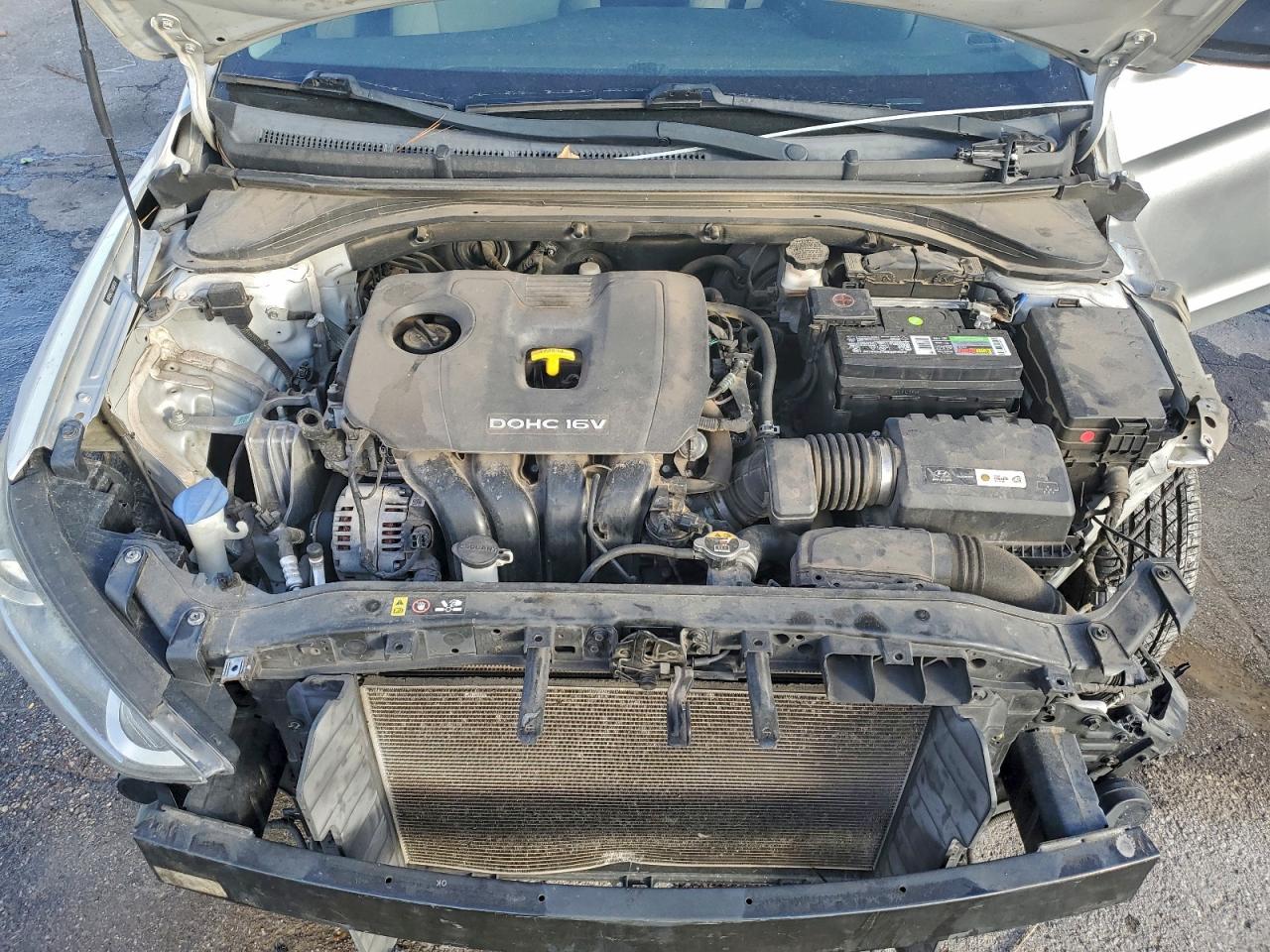 2018 HYUNDAI ELANTRA SEL photo 11