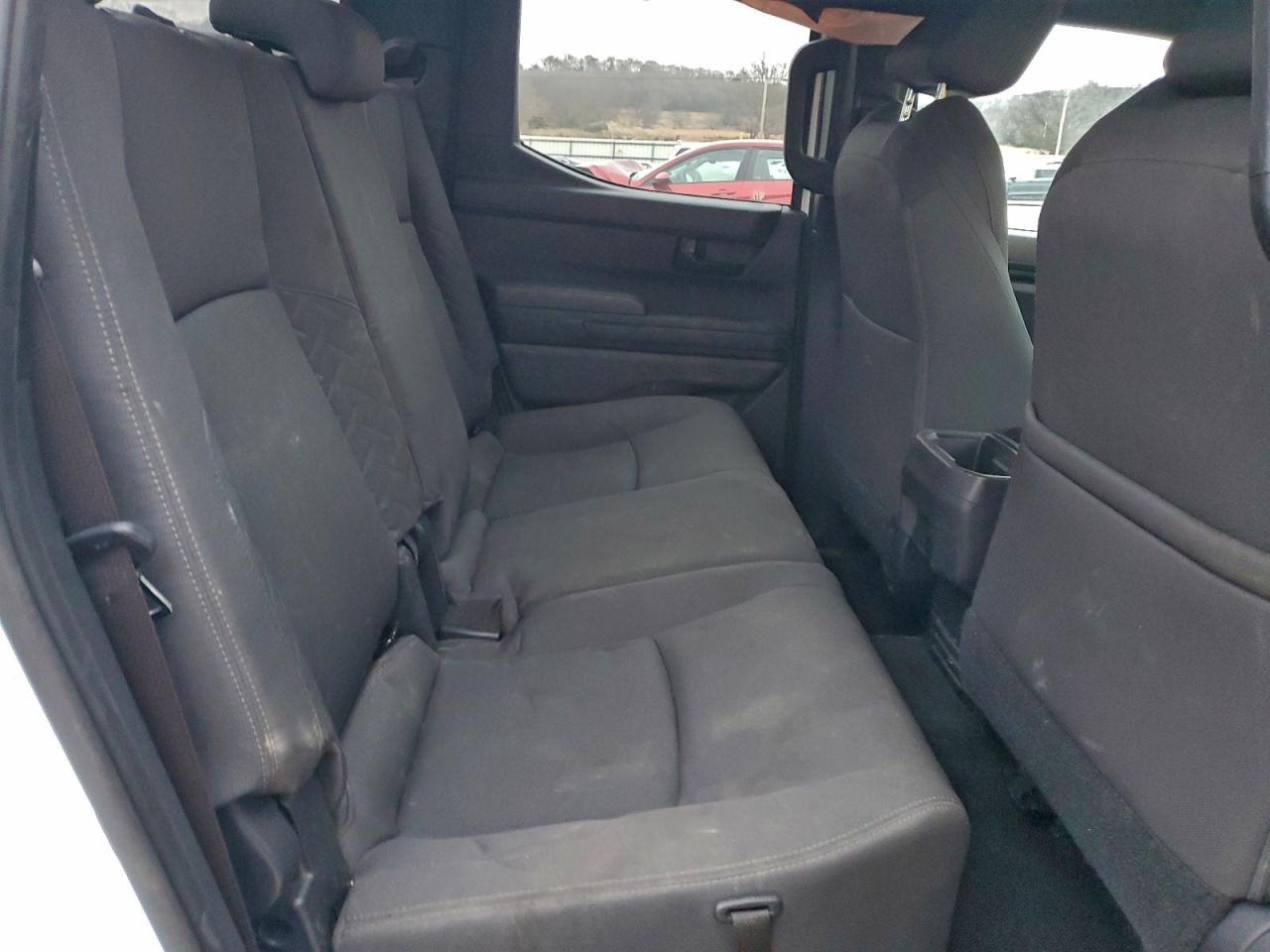 2024 TOYOTA TACOMA DOUBLE CAB photo 10